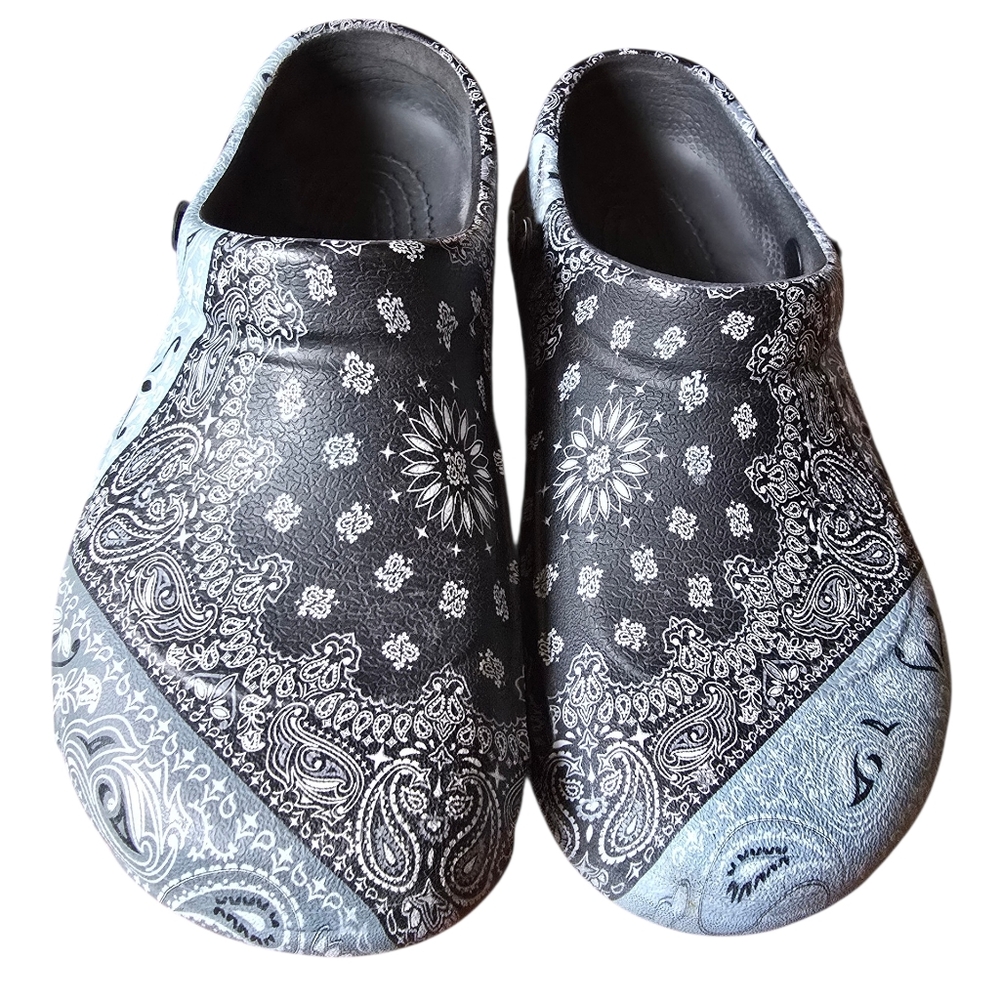 CROCS Bistro Paisley Bandana Slip Ons (Missing Straps)